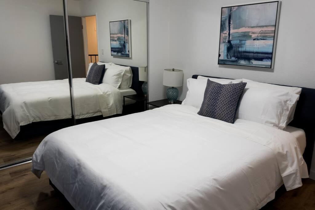 Stylish 2 Bed 1 And Half Bath Apartment Near Sofi Stadium, Lax, Forum Inglewood Bagian luar foto