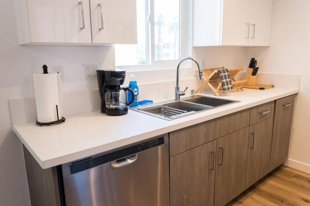 Stylish 2 Bed 1 And Half Bath Apartment Near Sofi Stadium, Lax, Forum Inglewood Bagian luar foto